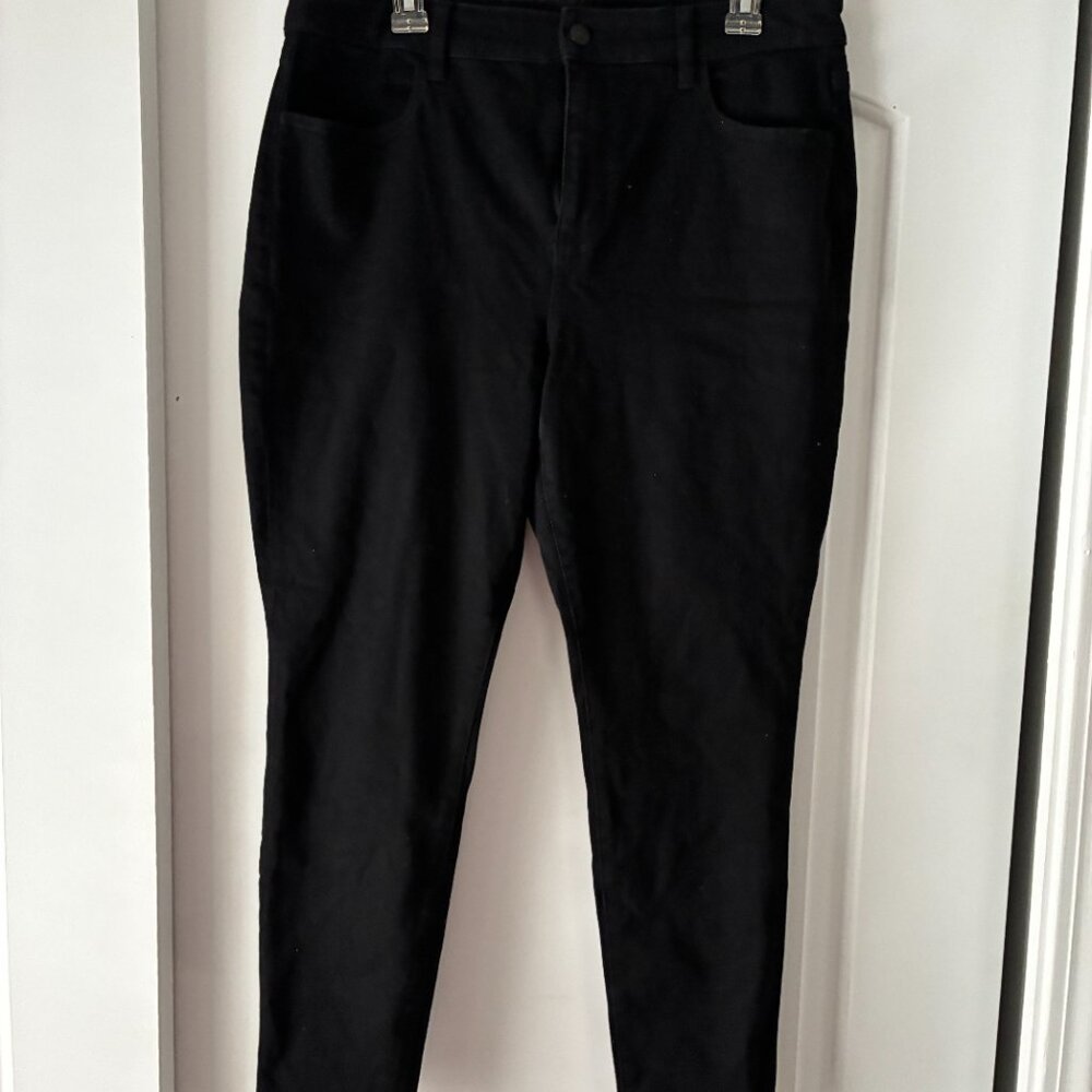 Black American Eagle Hi-Rise Jegging- Size 16 Short